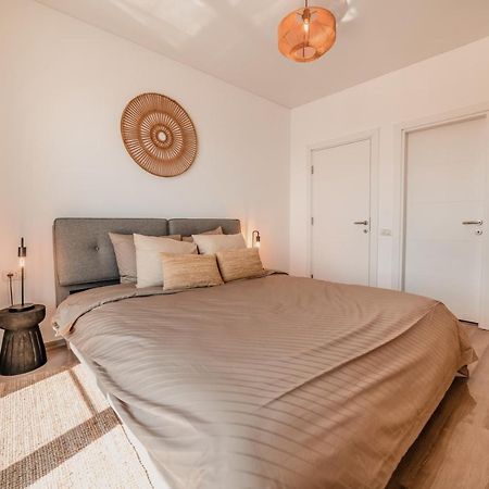 Apartament Zoomers Cazare Mamaia Nord - นาโวดาริ ภายนอก รูปภาพ