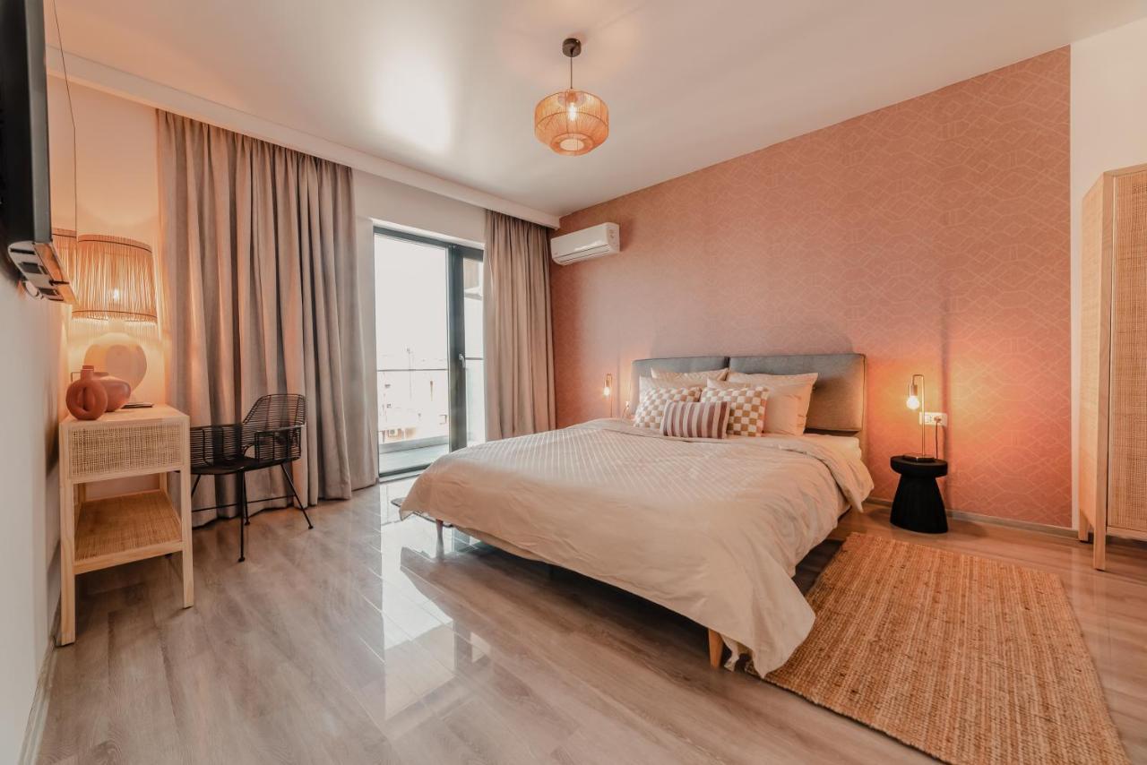 Apartament Zoomers Cazare Mamaia Nord - นาโวดาริ ภายนอก รูปภาพ