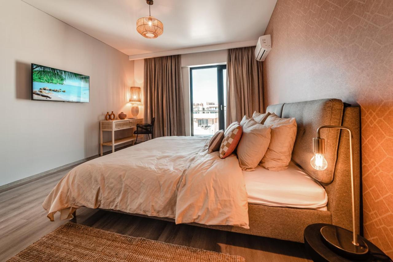 Apartament Zoomers Cazare Mamaia Nord - นาโวดาริ ภายนอก รูปภาพ