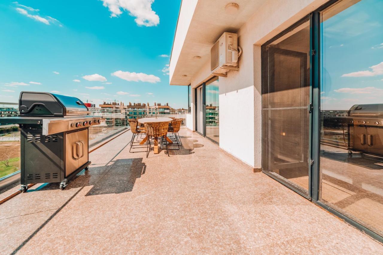 Apartament Zoomers Cazare Mamaia Nord - นาโวดาริ ภายนอก รูปภาพ